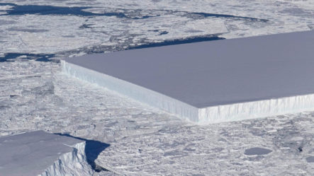 La NASA Halla Un Extraño Iceberg Perfectamente Rectangular