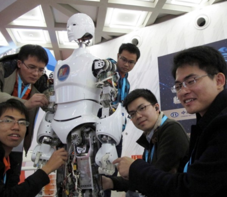 Un Robot Con Inteligencia Artificial Conducirá Un Noticiero De La TV China