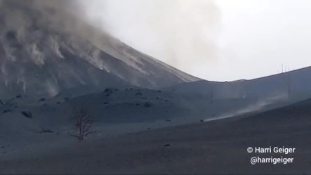 Como Bombas De Lava Volcán La Palma Expulsa Piedras Incandescentes A Altas Velocidades