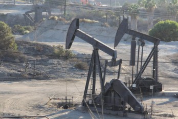 El Petróleo De Texas Abre Con Un Descenso Del 3,27 % Hasta Los 49,15 Dólares