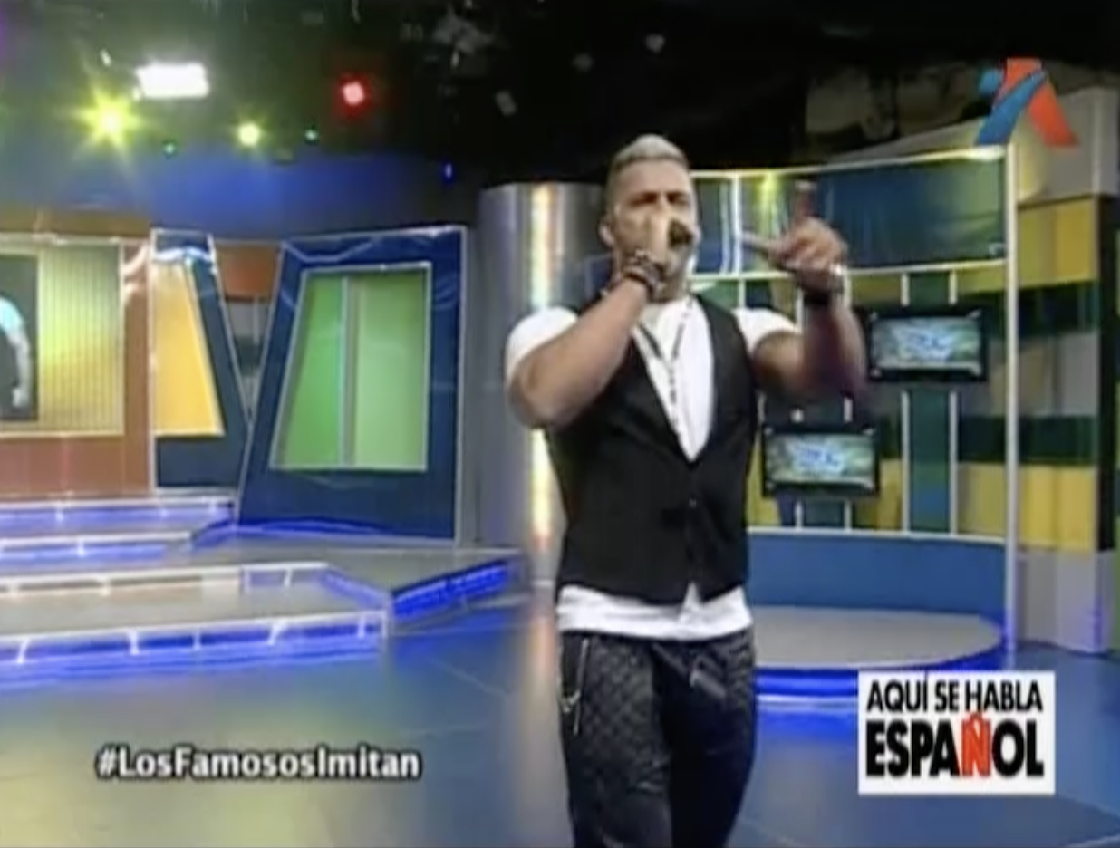 Ricky Rodriguez Imitando A Alejandro Fernández En Aquí Se Habla Español