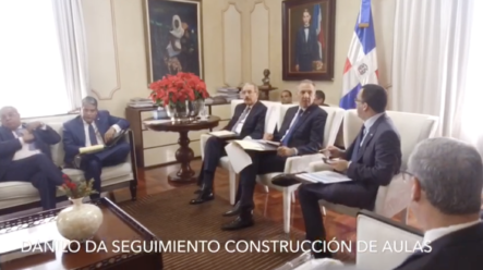 En Estos Momentos, El Presidente Danilo Medina Da Seguimiento A Construcción De Aulas Y Estancias Infantiles.‬