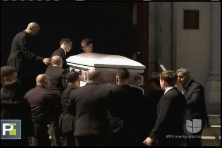 El Funeral De La Madre De Marc Anthony Y Llueven Criticas A JLO