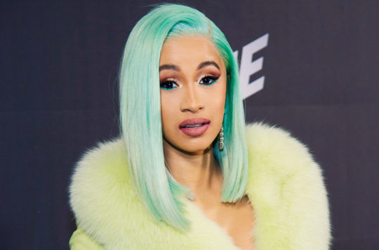 Caliente Cardi B Reacciona Al Resurgir En Las Redes Viejas