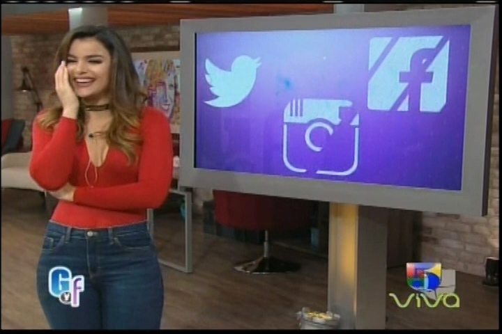 Clarissa Molina Presenta Las Noticias Más Virales De Las Redes Sociales De Los Famosos Internacionales