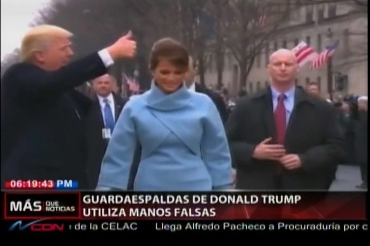 Guardaespaldas De Donald Trump Con Manos Falsas En Ceremonia De Investidura