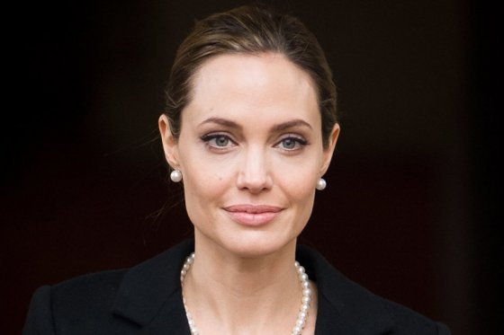 Angelina Jolie Se Extirpó Los Senos Para Evitar Cáncer De Mama