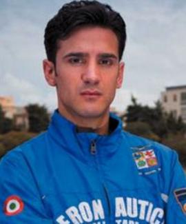 Devis Licciardi, atleta italiano de 28 años, fue descubierto al querer burlar un control antidoping con un pene de plástico, tras correr una prueba de 10 kilómetros.